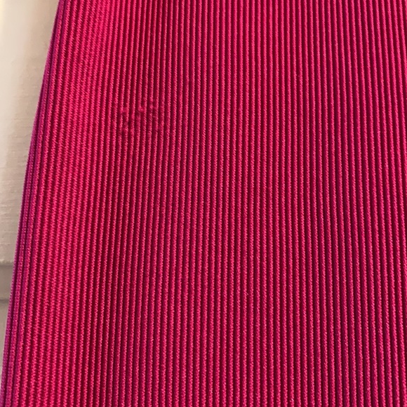 American Apparel raspberry colored skirt - Picture 3 of 3